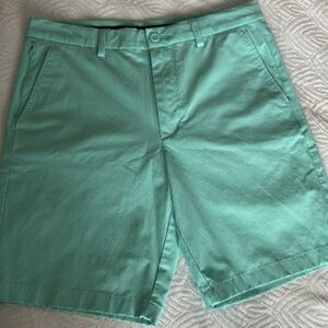 Vineyard vines men on the go shorts